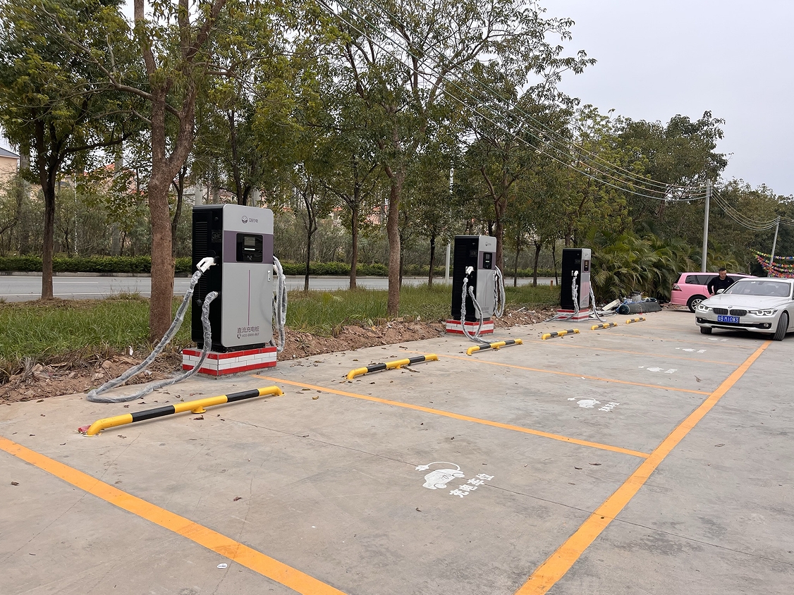 北京市發(fā)布《北京市新能源汽車高質(zhì)量超級充電站發(fā)展行動計劃》